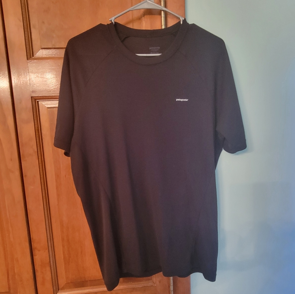 Mens Patagonia shirt